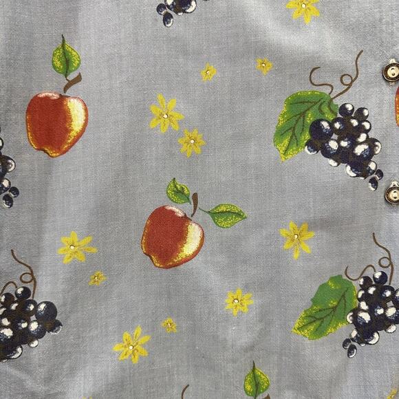 Partners Mervyns Vintage Women's Medium Short Sleeve Button Up Shirt Fruit - Picture 3 of 9